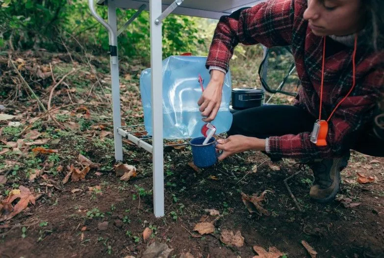 5 GALLON COLLAPSIBLE WATER CAR